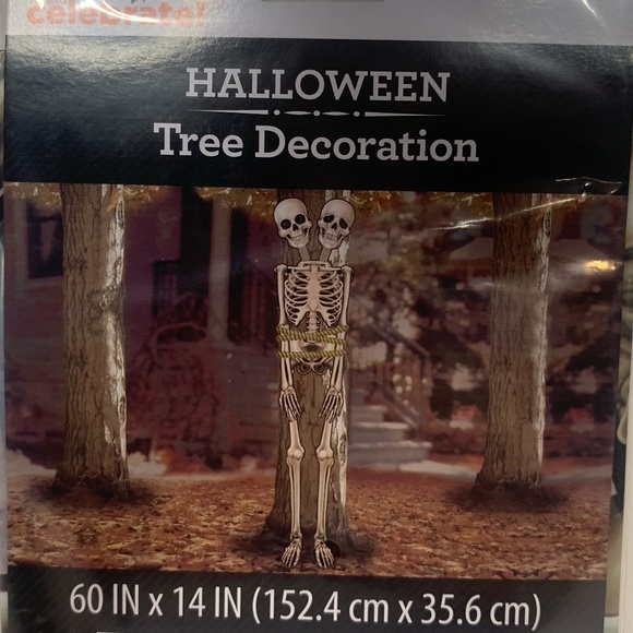 Haunted Skeleton Halloween Tree Decoration 60" x 14" Outdoor Party Decoration - Picture 1 of 2